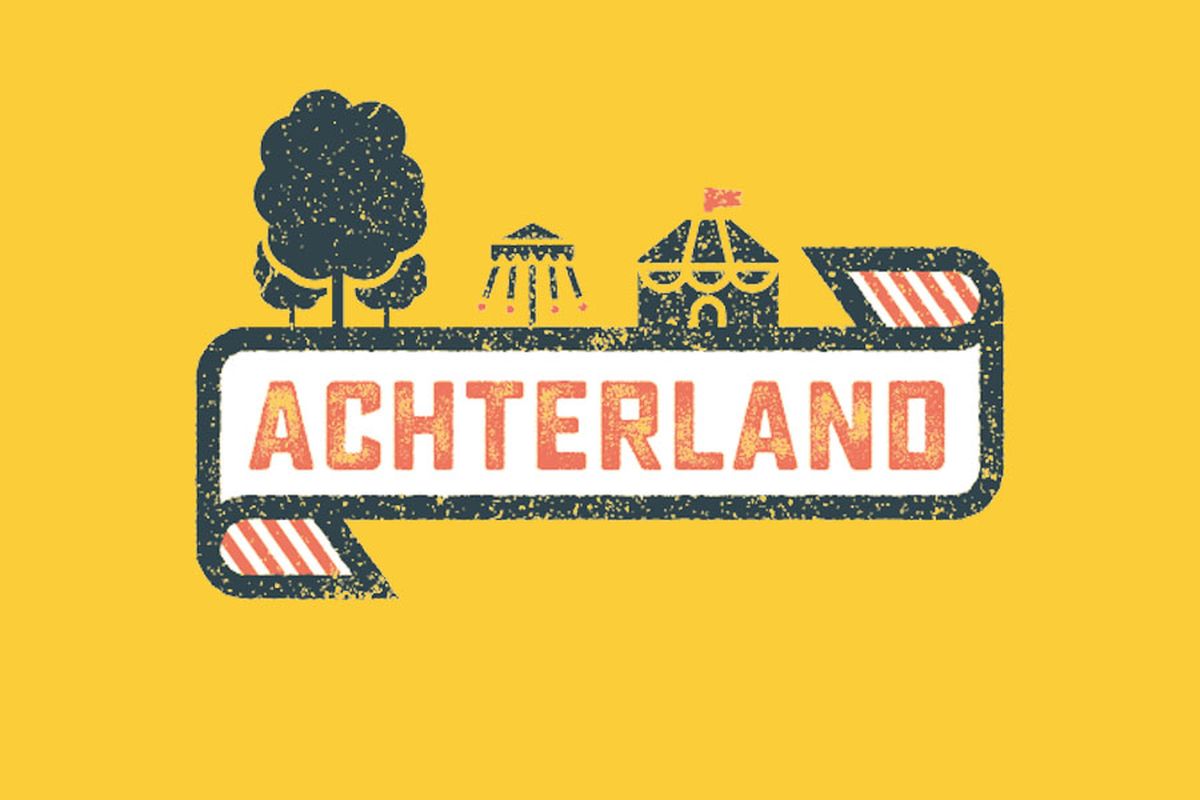 Marketeers in gesprek tijdens een zomerborrel